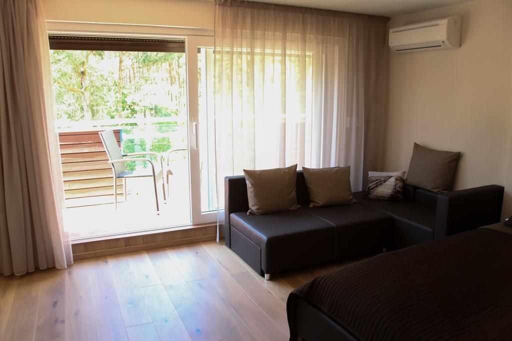 Holiday Terrace נידה מראה חיצוני תמונה