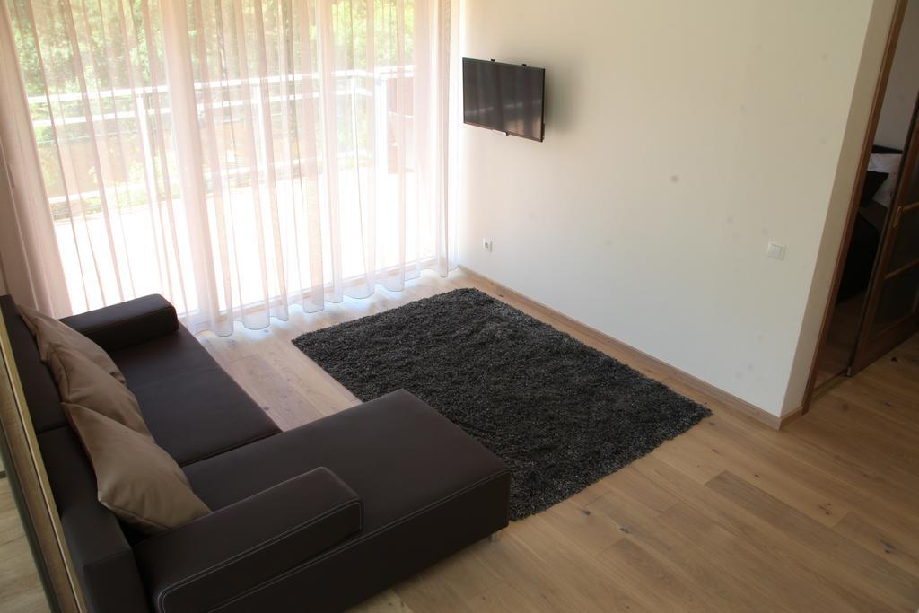 Holiday Terrace נידה מראה חיצוני תמונה